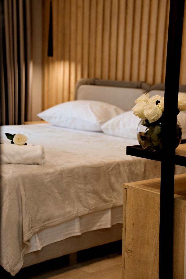 Sol Hotel Shkodër Екстериор снимка