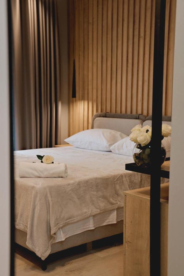 Sol Hotel Shkodër Екстериор снимка