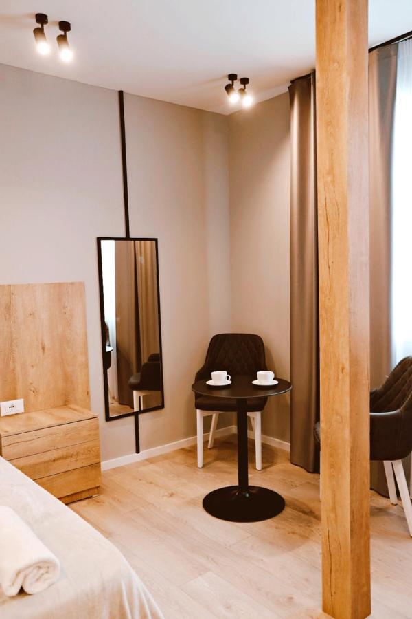 Sol Hotel Shkodër Екстериор снимка