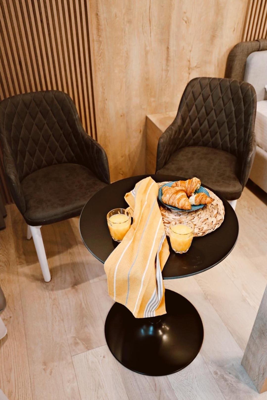 Sol Hotel Shkodër Екстериор снимка