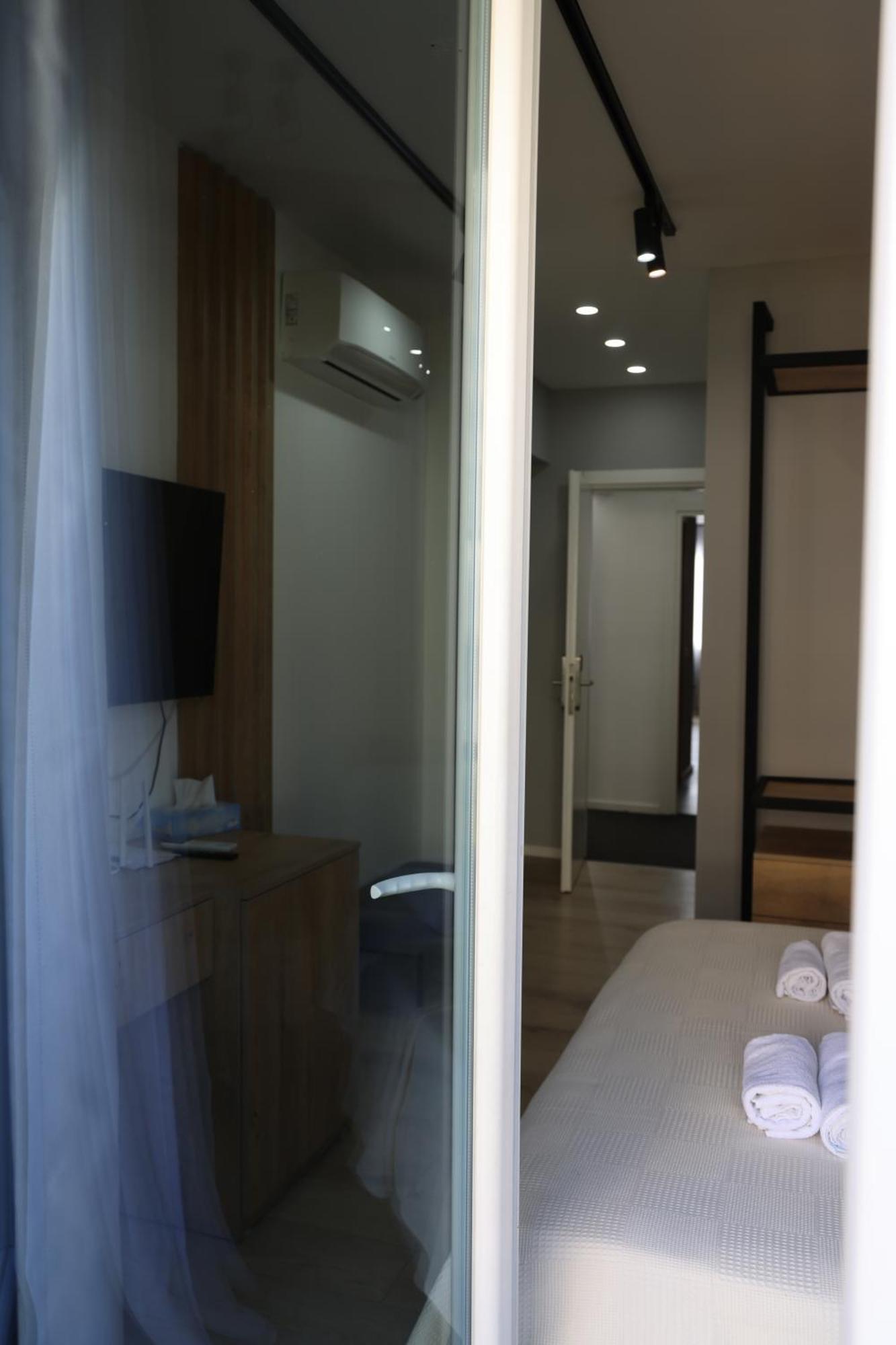 Sol Hotel Shkodër Екстериор снимка