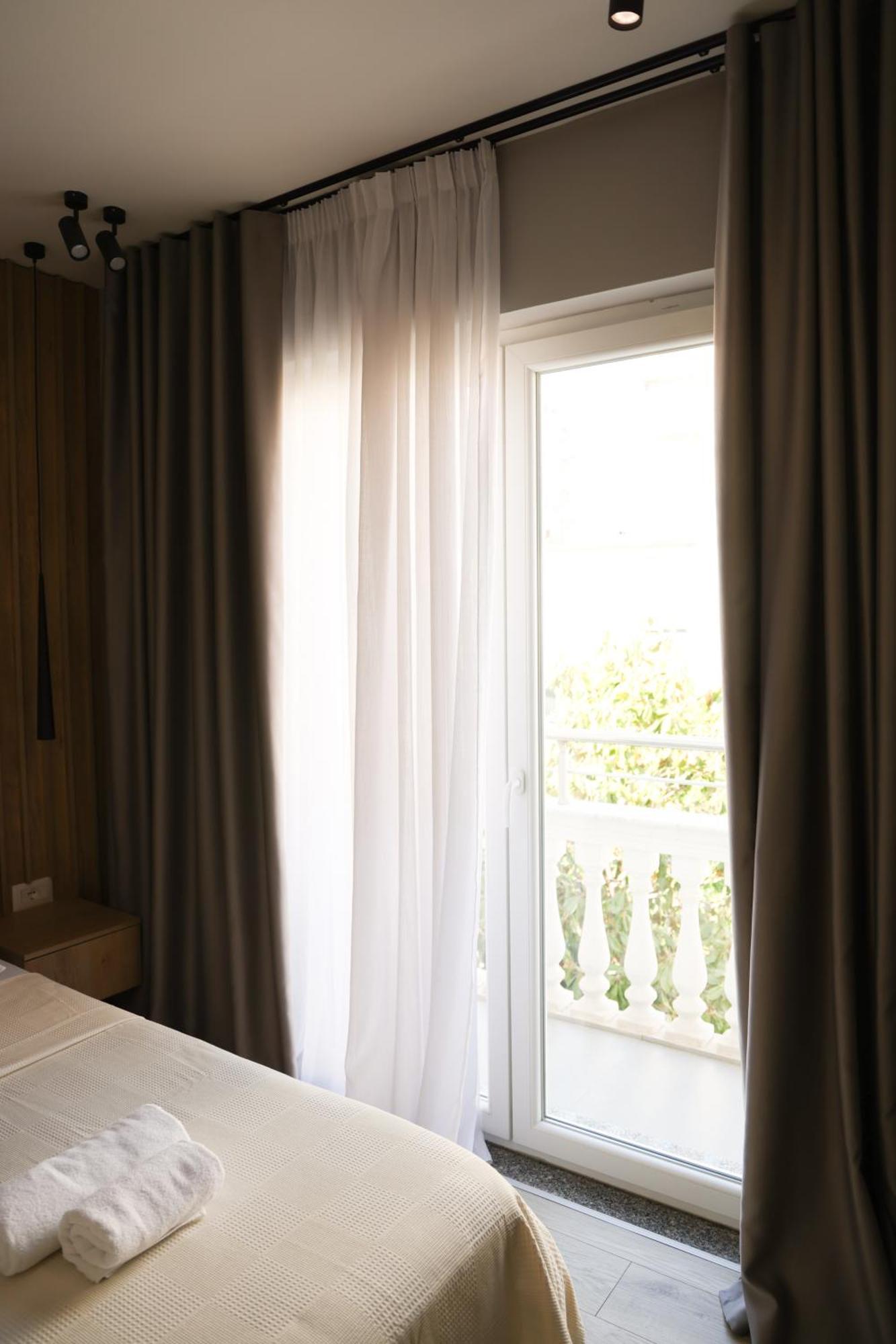 Sol Hotel Shkodër Екстериор снимка